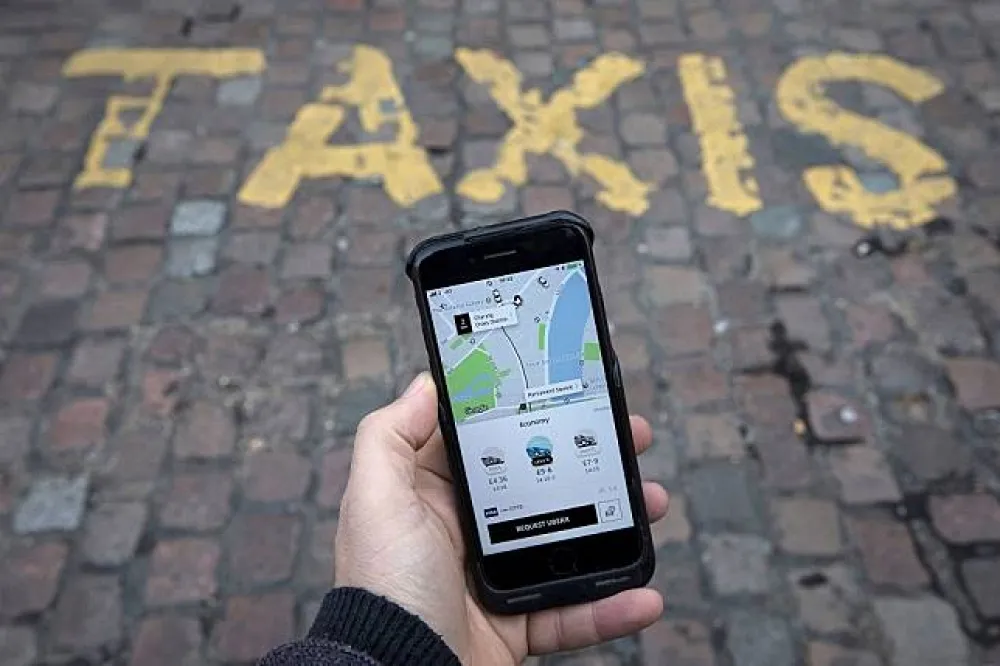 自駕前景加速成形？　Uber向Volvo訂購24000輛無人車