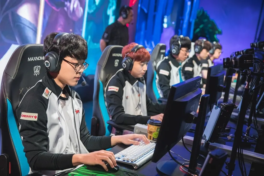 【2018世界賽】韓網看Gen vs RNG：現在只能信KT了　其他完全不行