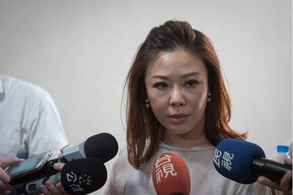 國防部僅能付慶富4400萬竟給24億　李彥秀：把立委當白癡嗎？