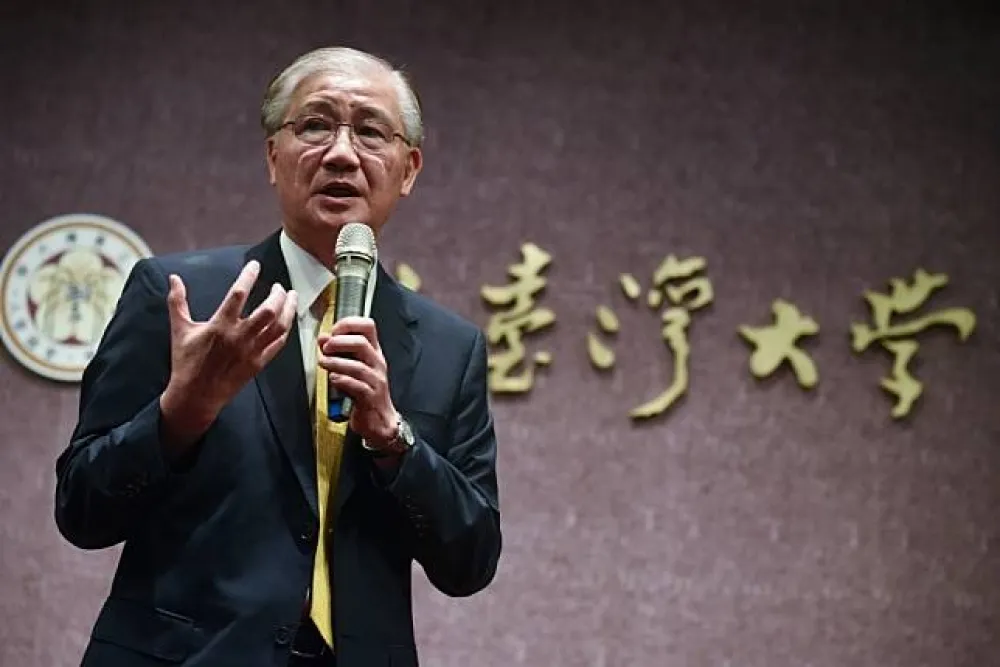 楊泮池獲頒木鐸獎　阮麗蓉諷：肯定激勵更多盧麗安
