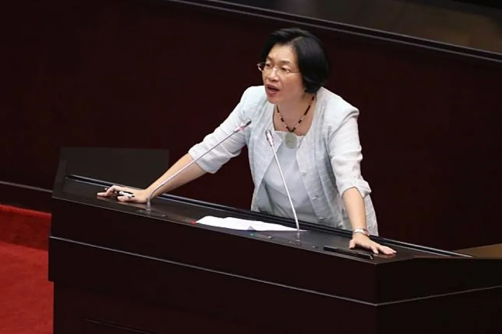 水利會改公務機關　藍委批：刀架選民脖子上要求選邊站