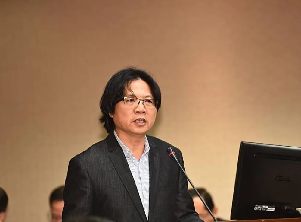 【內幕】葉俊榮拍板　不再拿「婚姻忠誠」擋外配入籍台灣