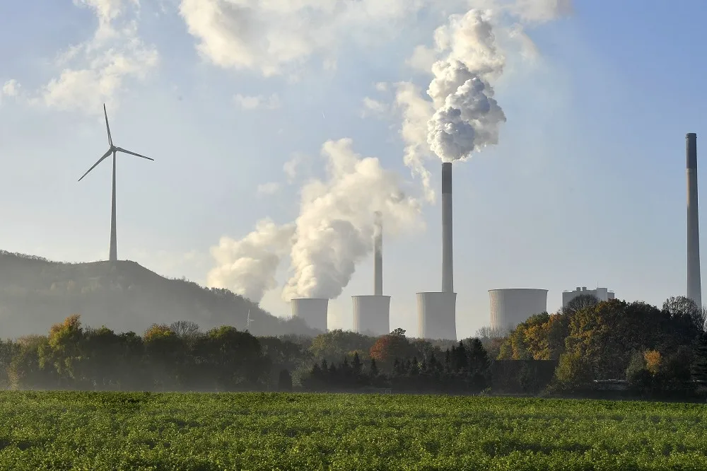 藍弋丰專欄：深澳電廠教訓－專業時代不能再用政治邏輯凌駕一切