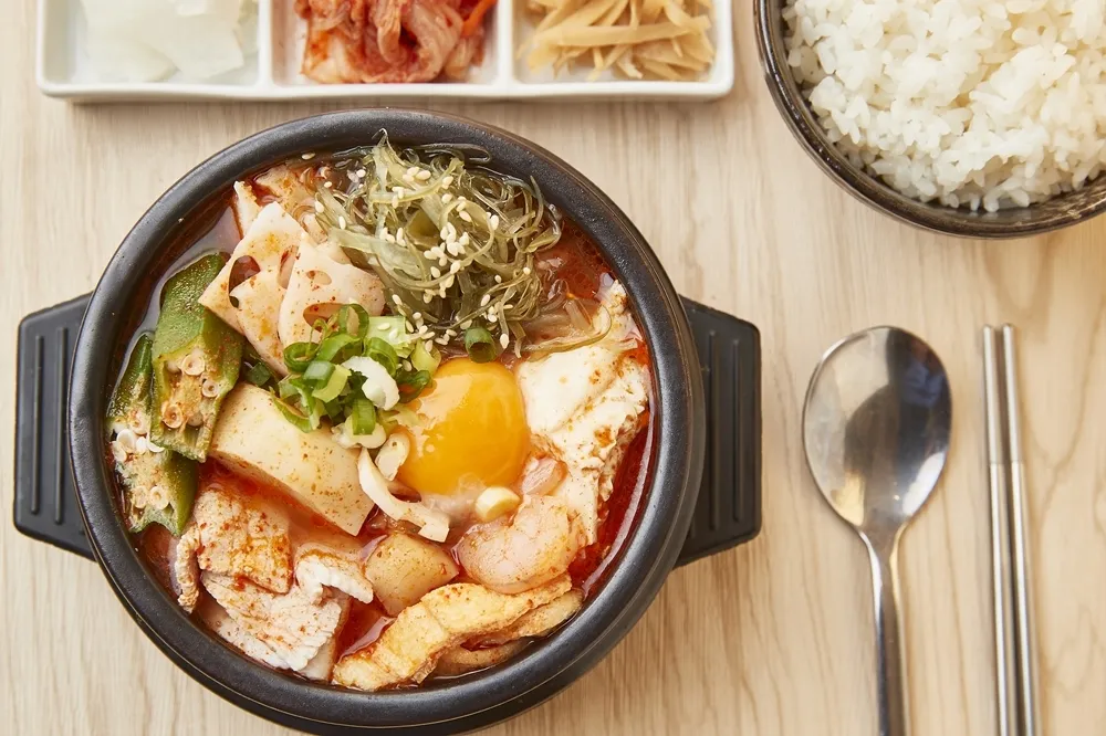 比日本便宜！「東京純豆腐 Tokyo Sundubu」台灣首店今日開幕