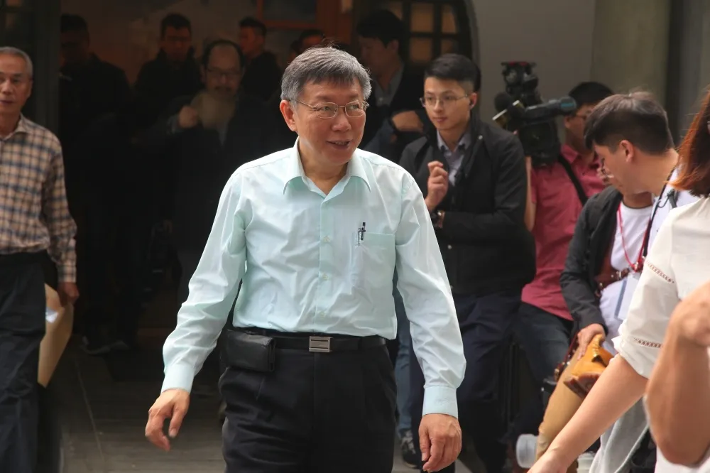 蘇上豪「引蛇出洞」向監院檢舉　柯文哲回應：歹年冬，厚痟人　