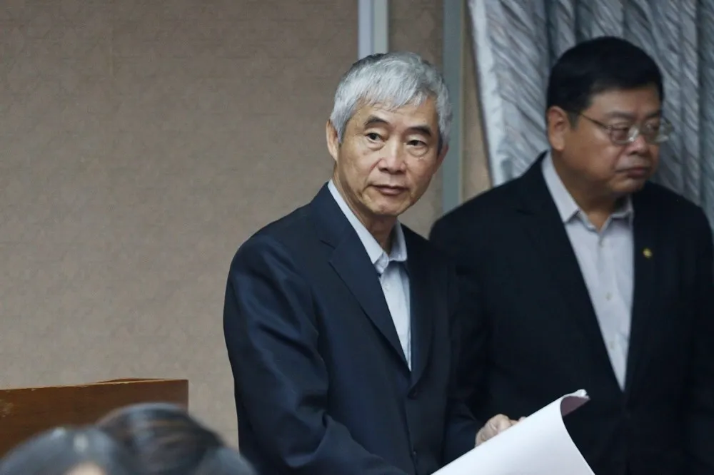 【先避風頭再說】出包耗損22年苦勞　賀陳旦承諾台鐵1年不漲價