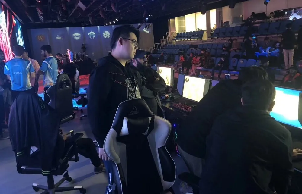《CS:GO》印度選手線下賽開掛被抓　整支隊伍慘遭開除