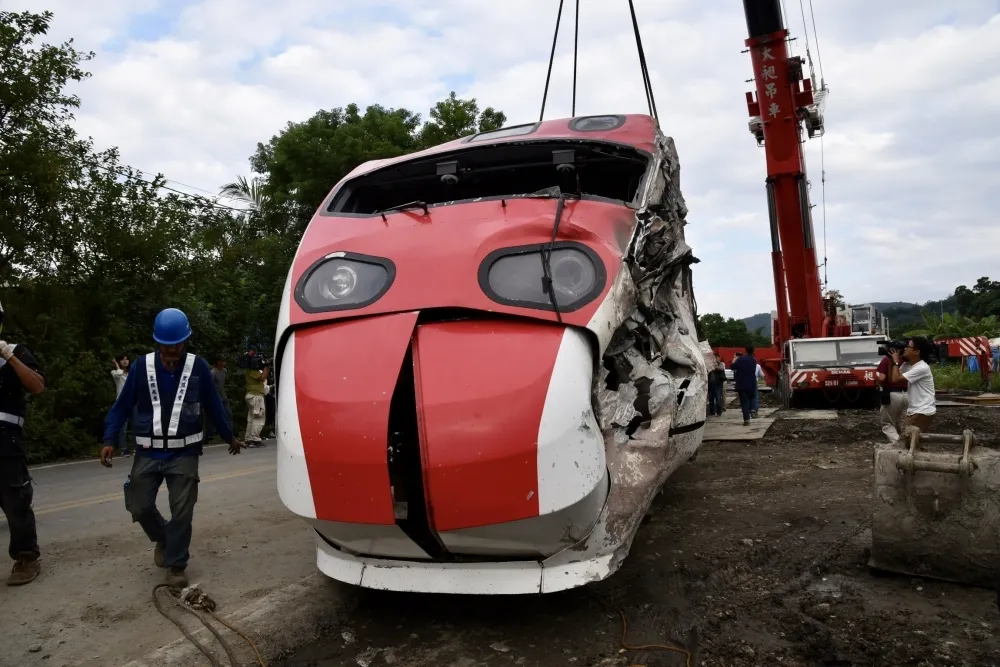 【普悠瑪出軌】製造商「日本車輛」股價23日回穩　強調交車後由台鐵負責維修保養