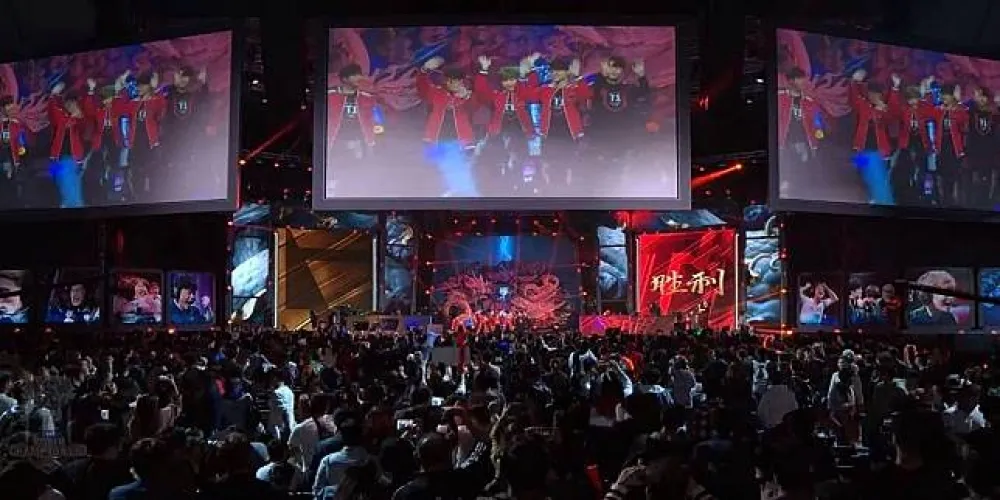 【世界大賽】中韓對決大戰五盤　SKT險勝三比二拿下決賽門票