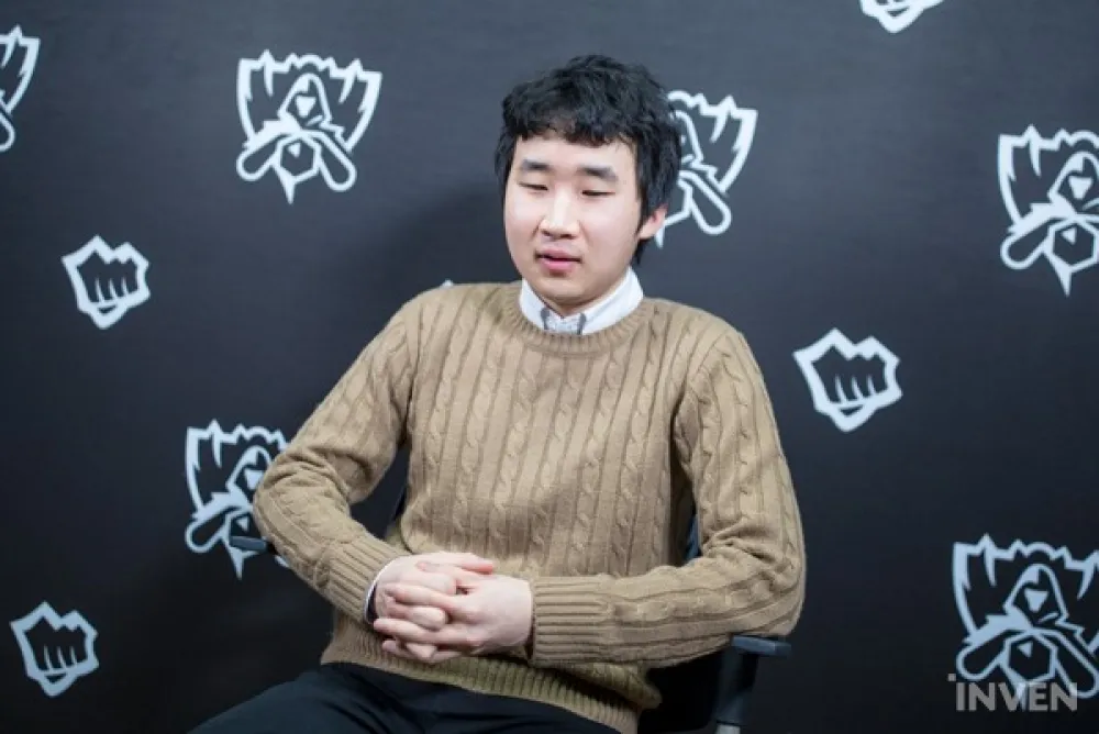 【2018世界賽】C9副教練RapidStar：很多選手都比 LCK 的選手強