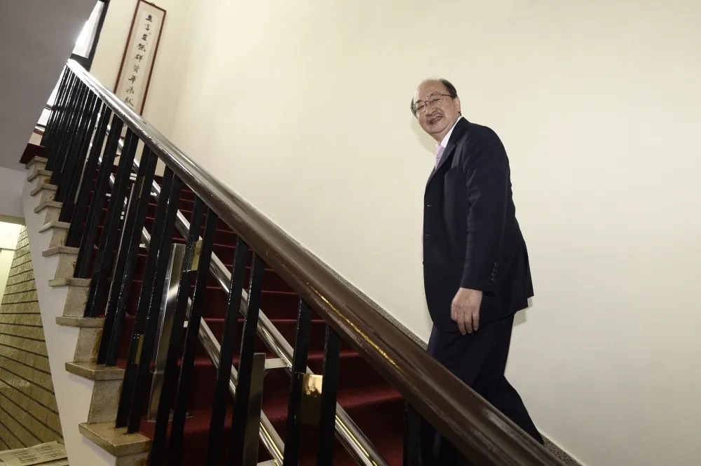 投書：柯建銘寫給蔣萬安的招降信