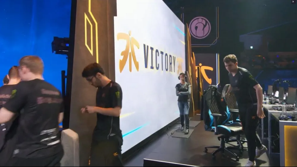 【2018世界賽】四強賽Day2 Game1：歐洲強權全面壓制　FNC俐落先下一城