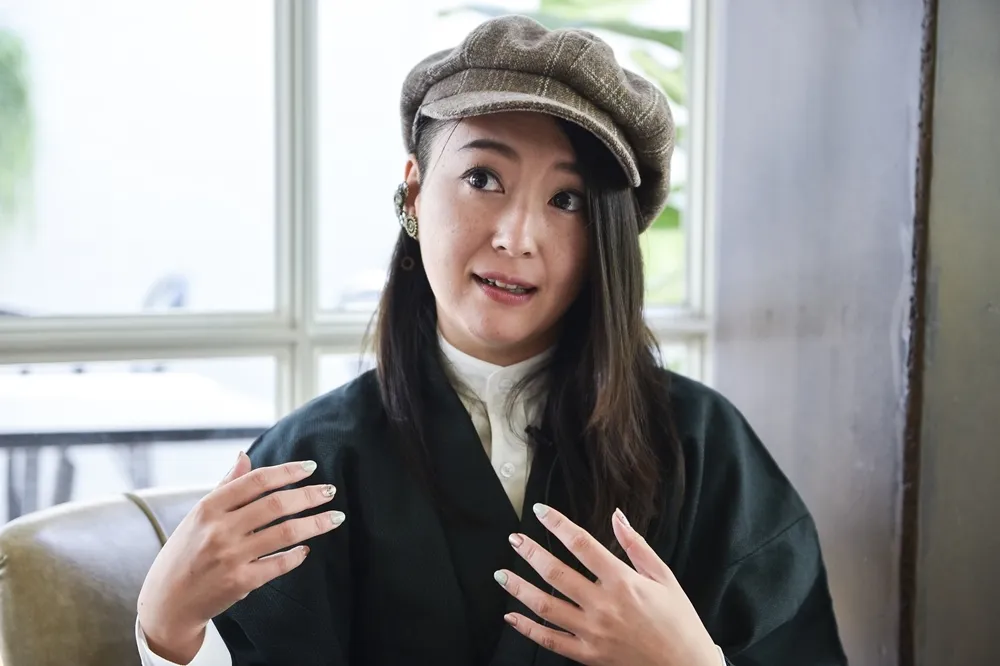 專訪「日本第一位女同志藝人」牧村朝子：不管如何都要好好生活