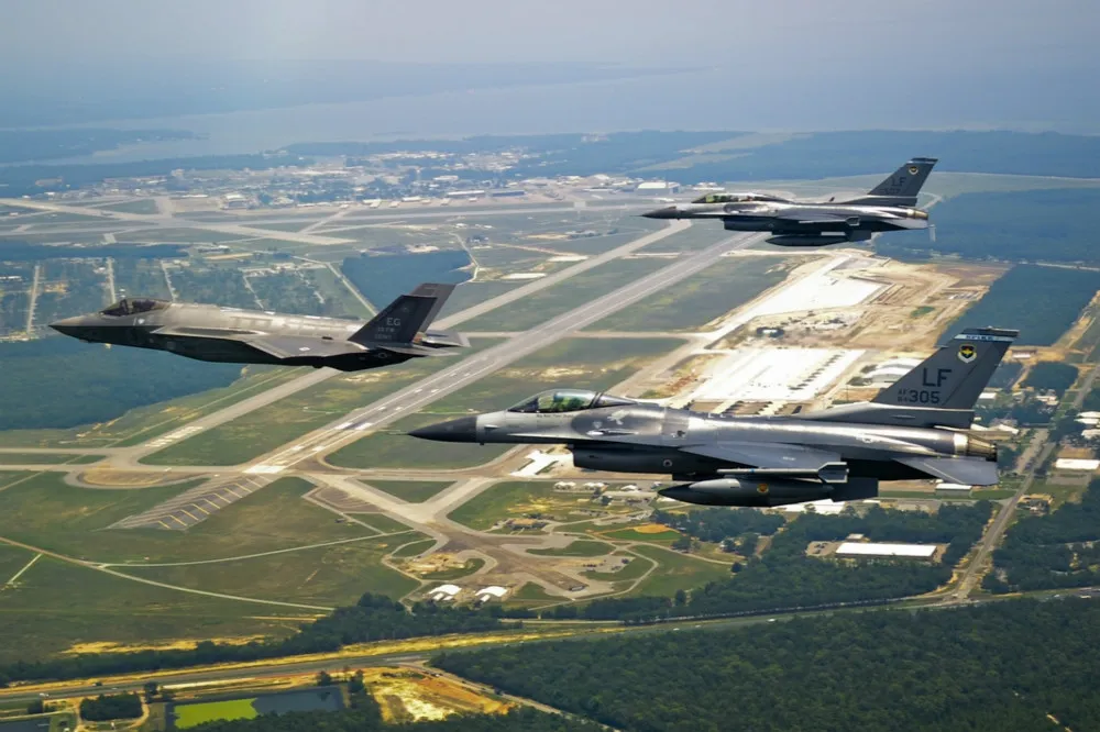 【美歐大廠爭奪戰】屆齡換代升級　細數歐洲7國鉅額戰機軍售訂單