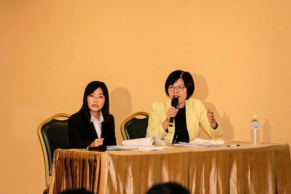 救國團堅稱原隸屬國防部 　要林峯正等人迴避遭拒