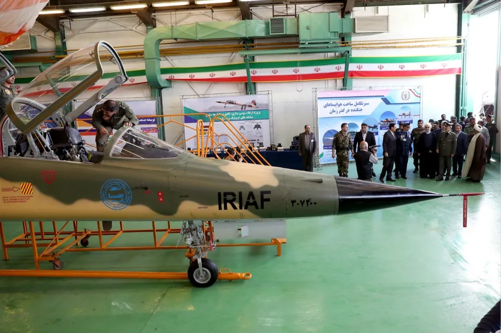 【國防自主】伊朗首架國產「天河」戰機　已交付空軍並將大量生產