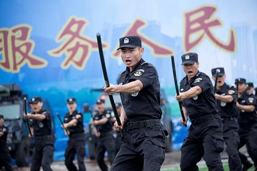 【十九大前影視宣傳觀察】劈斬貪腐豈能只靠「巡視利劍」