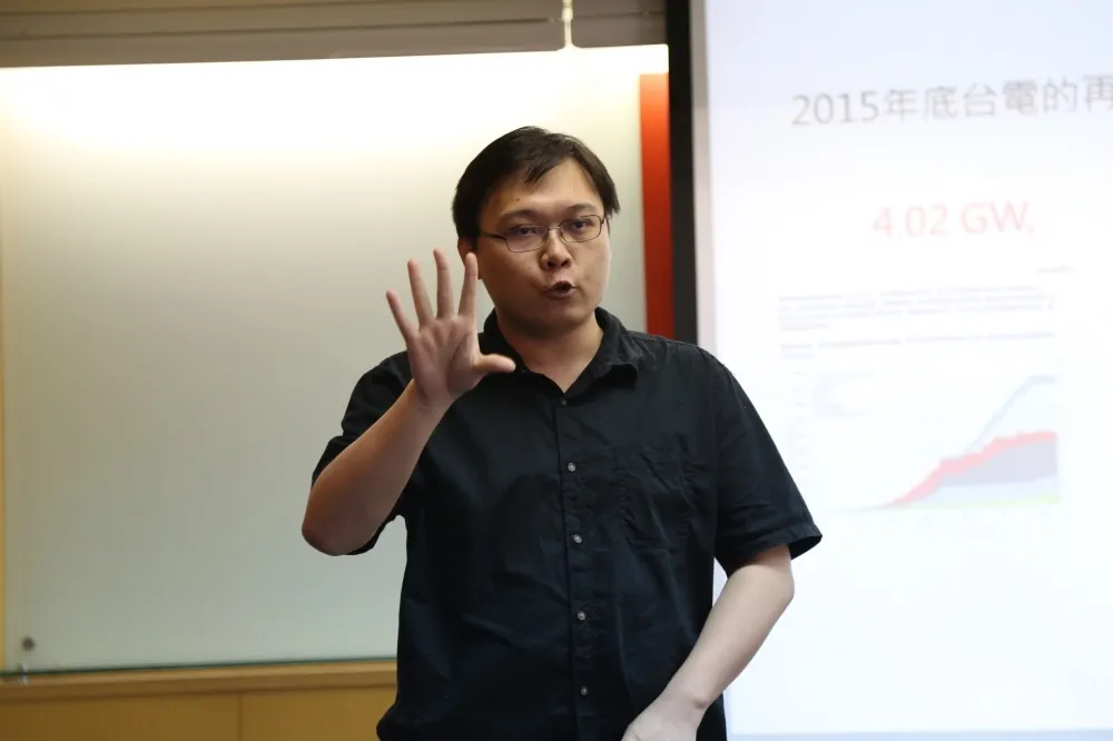 黃士修稱蘭嶼反核是為回饋金　鄉長候選人嗆：歡迎來核廢場辯論
