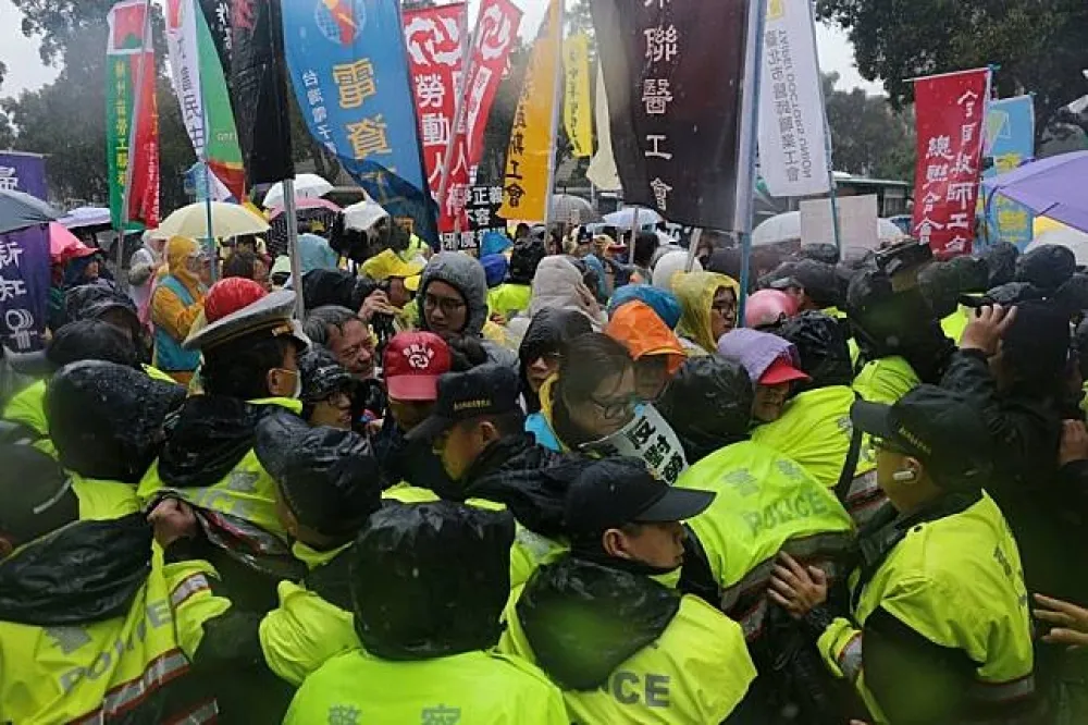 投書：反勞基法修改　現都失焦了