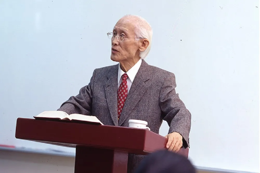 一起抵抗從「余光中」而來的互相不理解