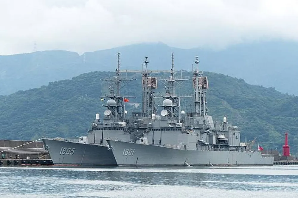 【更新】今天不是海軍的日子　紀德級基隆艦、左營艦前後遭撞