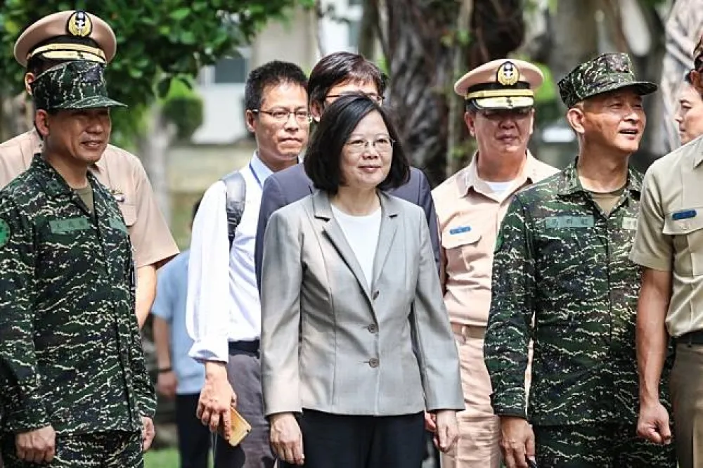 蔡英文定調軍人年改「長留久用」　留越久領越多