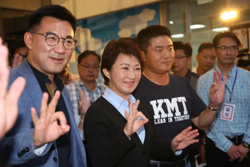 盧秀燕批台中薪資六都墊底　林佳龍駁：少噴選舉口水