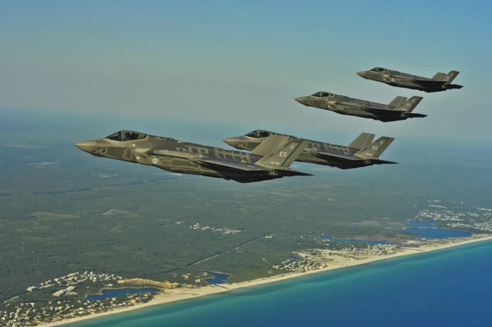 【預付60億美元】五角大廈訂購225架F-35各式戰機　洛馬獲新台幣7兆大訂單
