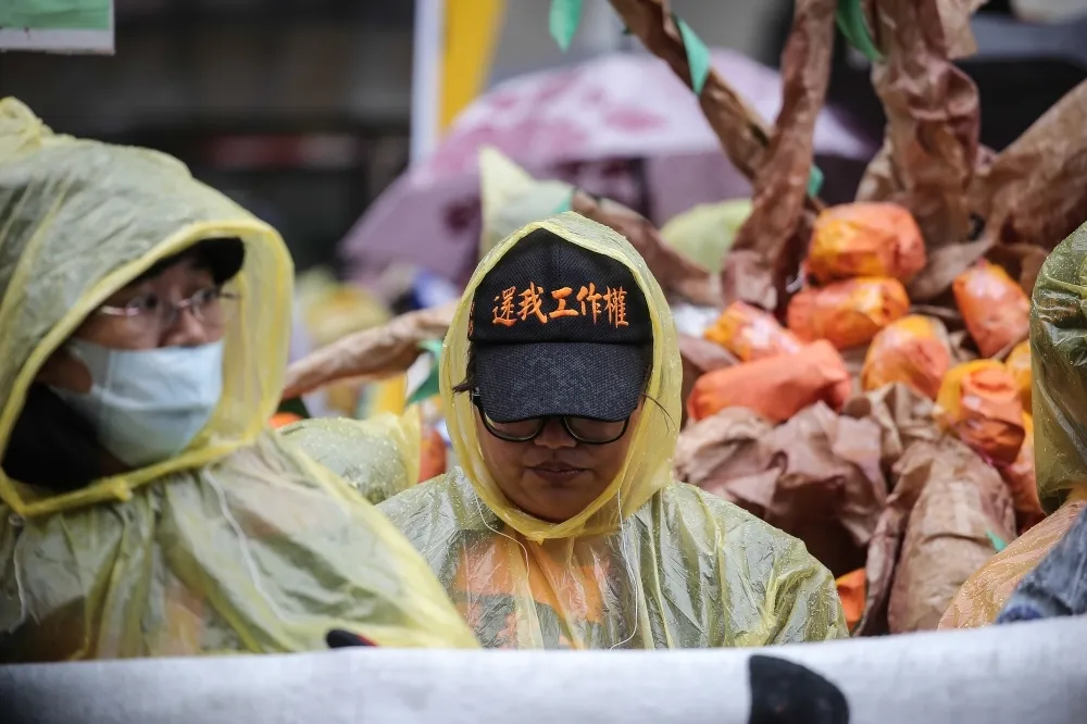 盧郁佳專欄：國民黨臨死吐真言　民進黨裝聾真的不行