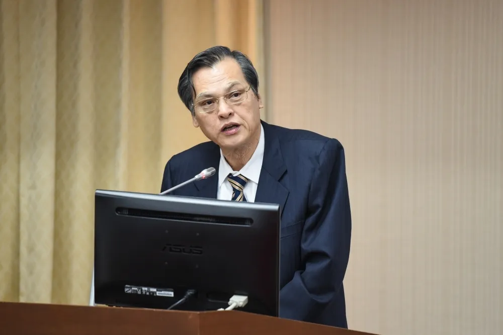 綠委批媒體遇「中國」設紅線　陳明通：自我限縮斷送民主前途