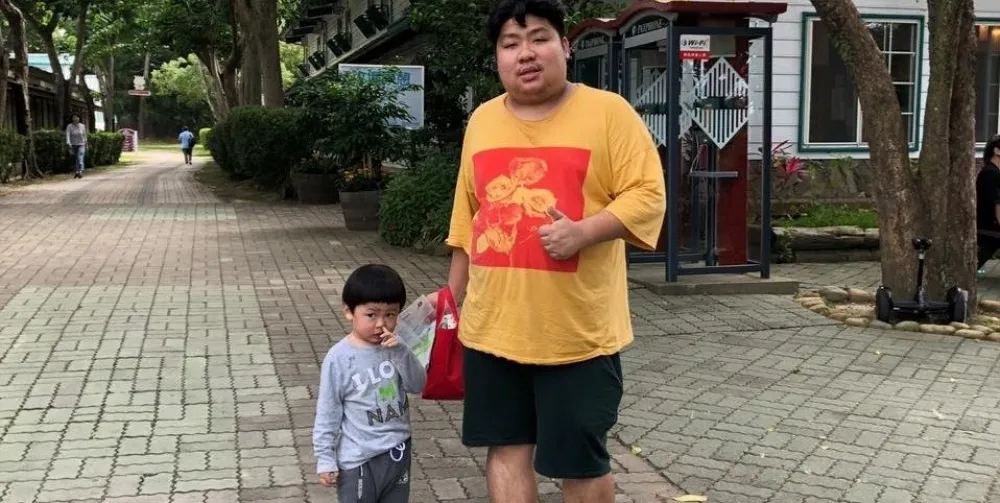 【英雄聯盟】統神羞談「女兒需要買那個…棉棉」　暫不考慮給小航z添玩伴