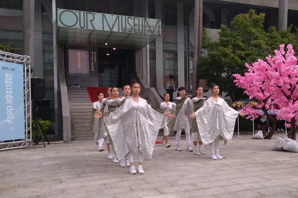 從駱以軍小說出發重構日常　第二屆大臺北藝術雙年展正式揭幕