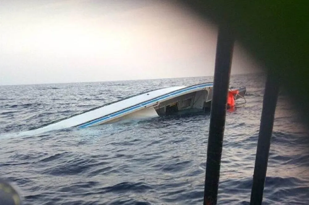 「金晃盟6號」翻覆小琉球海域　3人失蹤至今生死未卜