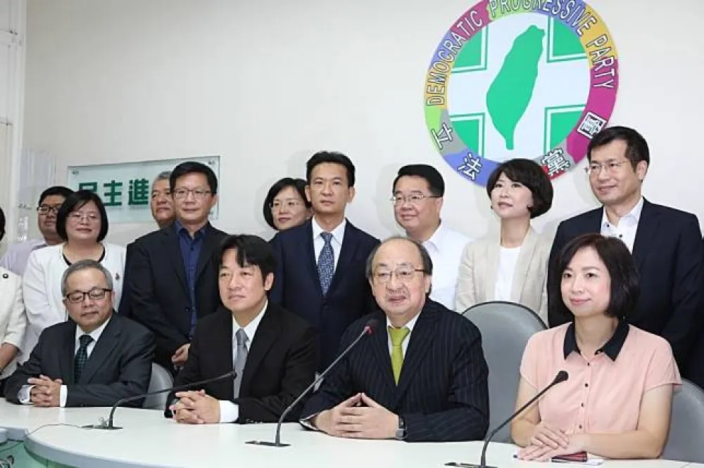 1小時內火速審過《所得稅法修正草案》　12日提報行政院會