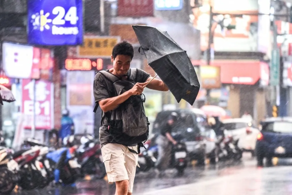「共伴效應」風雨加劇　彭啟明：下周恐又有颱風形成