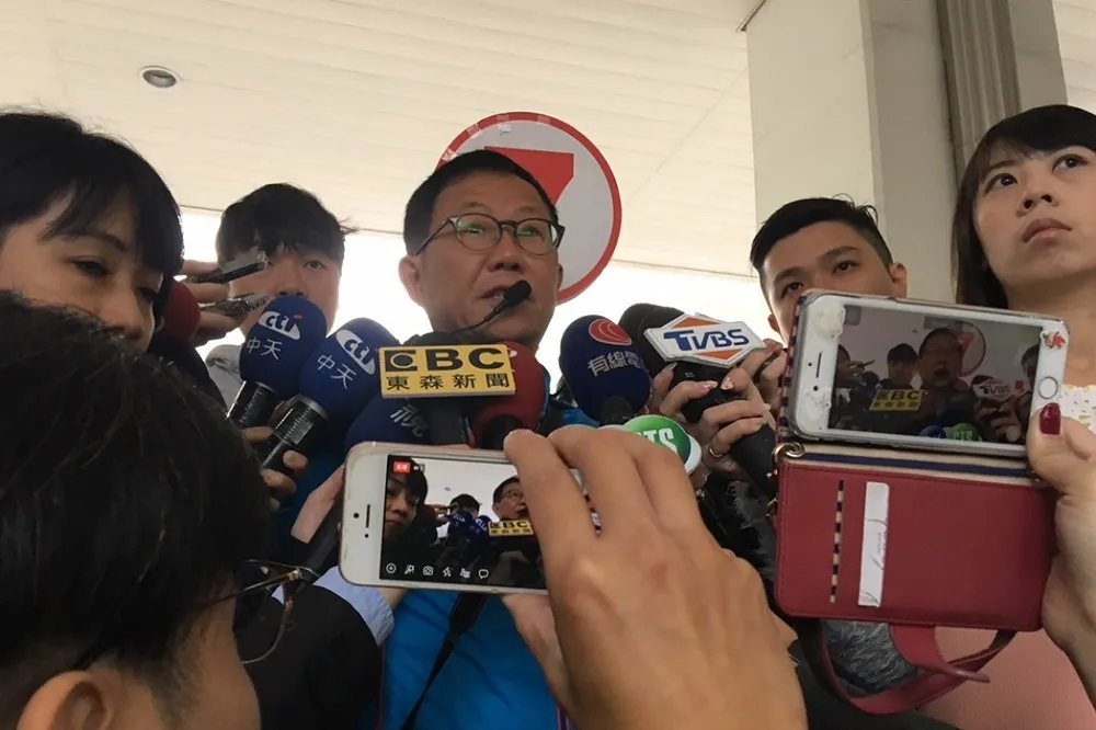 【直播】選前24小時衝刺　丁守中續轟柯沒建樹