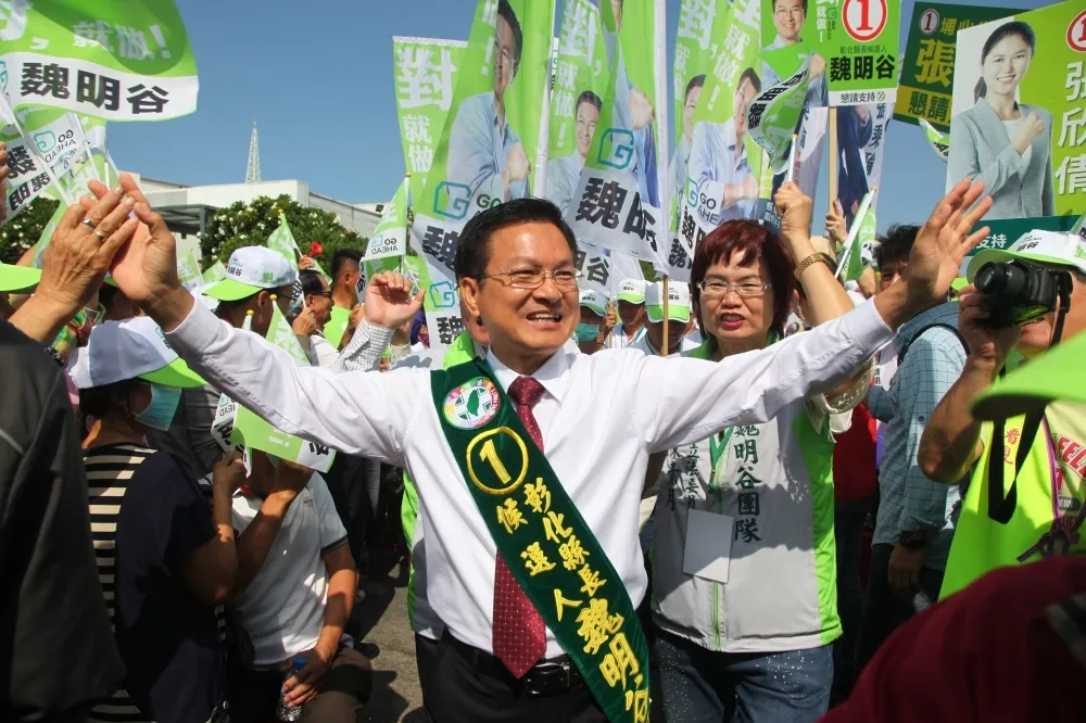 XX【預發】魏明谷成功連任彰化市長　打破綠營「一屆魔咒」