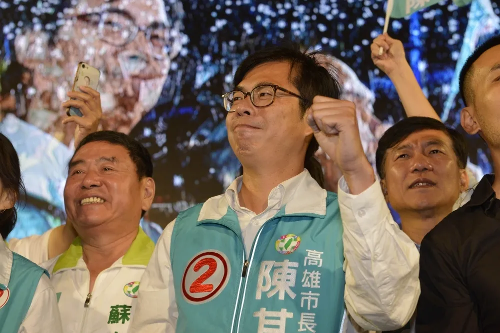 XX【預發】驚險度過「韓流」威脅　陳其邁拿下高市長寶座