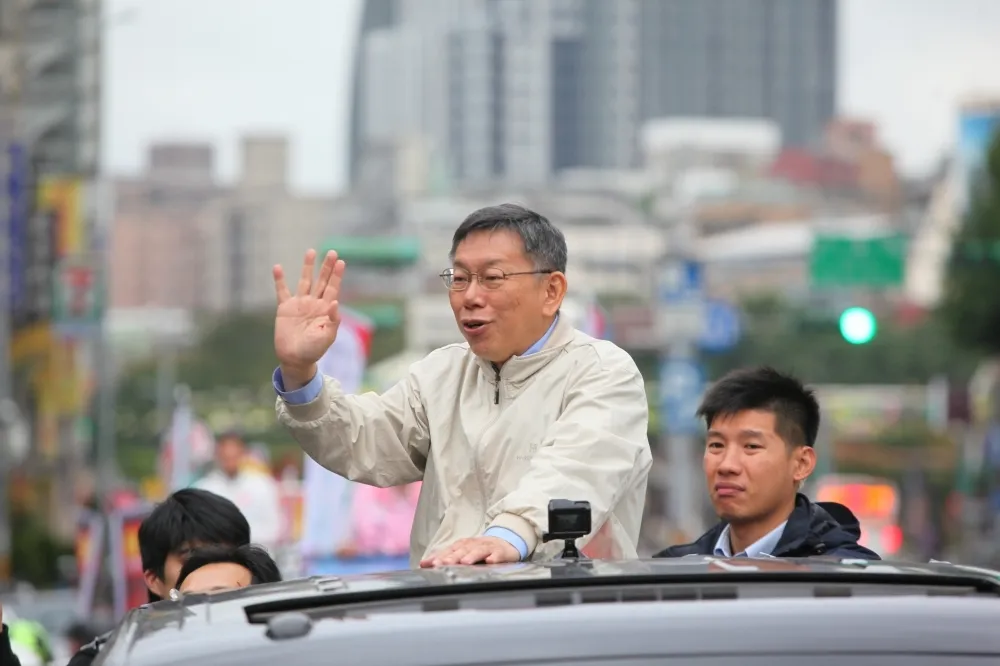 【選情膠著】台北市長票數「拉不開」　柯P勝選之夜歌手只好「加班」