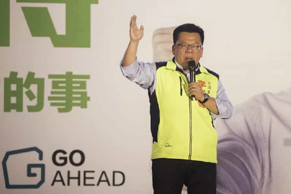 李俊俋主張中生代應提早全面接班　蔡英文回：我要負最大的責任