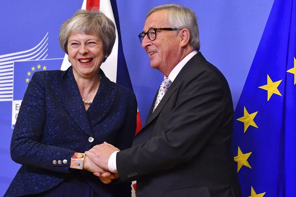 英首相梅伊呼籲支持新脫歐協議　公開信卻遭議員諷為「虛構小說」