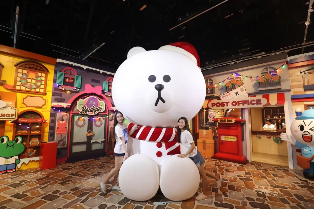 「LINE FRIENDS：世界巡迴之旅」邀你與熊大、兔兔過聖誕
