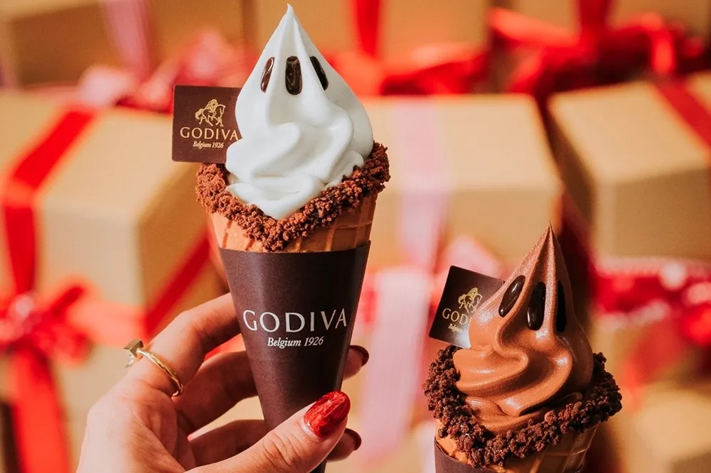 周末衝啦！GODIVA 聖誕驚喜限時「巧克力霜淇淋」買一送一
