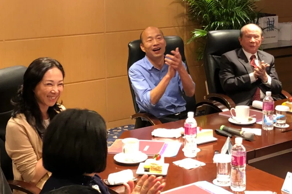 【加碼拚觀光】韓國瑜偕妻拜會林義守　討論擴大高雄投資案