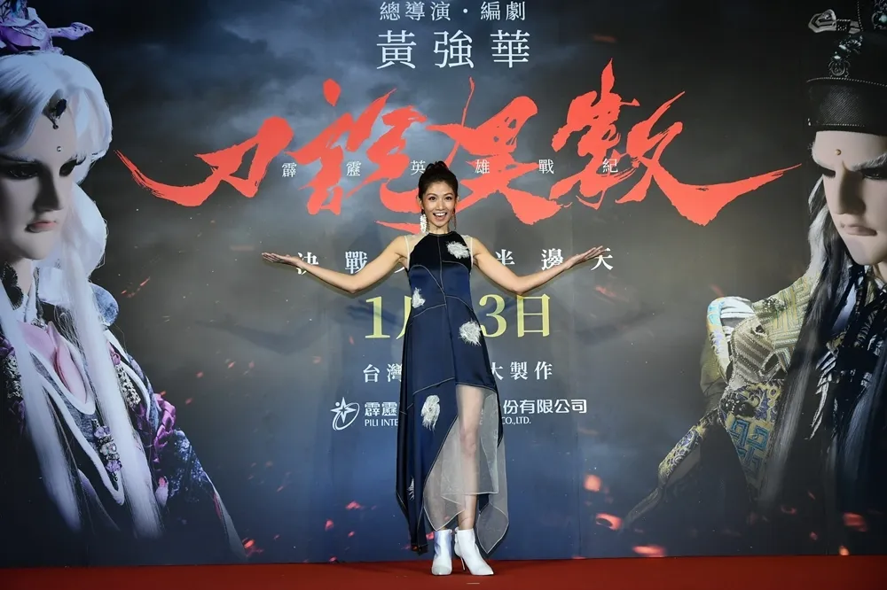 霹靂耗資2.5億重啟經典劇集　李千那接棒伍佰演唱台語片頭曲
