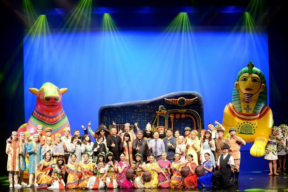 紙風車新劇《巫頂看世界》獲迴響　台中場加演12日中午閃電開賣　