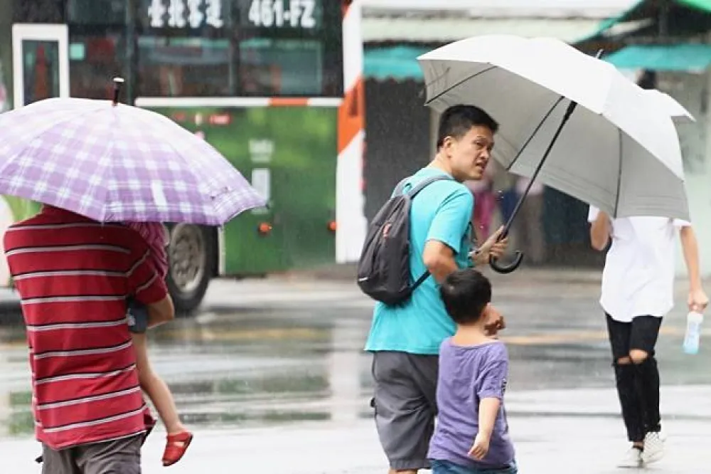 東北季風增強　北部及東部地區嚴防大雨