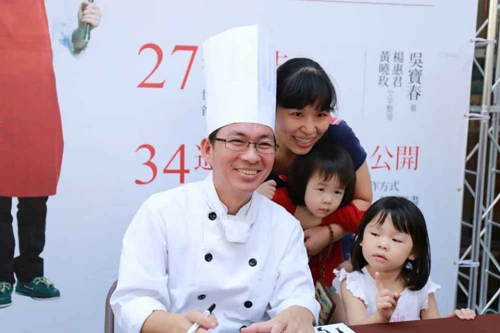 【吳寶春爭議】6年經歷起薪竟僅22K 　詹順貴批苛刻員工不配「台灣之光」