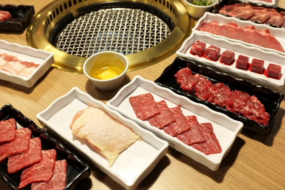 【有片】金舌等級燒肉「KINTAN BUFFET」x 涮涮鍋「SHABUSATO」　12/23大直ATT登場