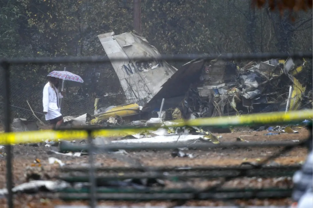 曾自駕輕航機環球世界　華裔富商陳瑋在美墜機身亡